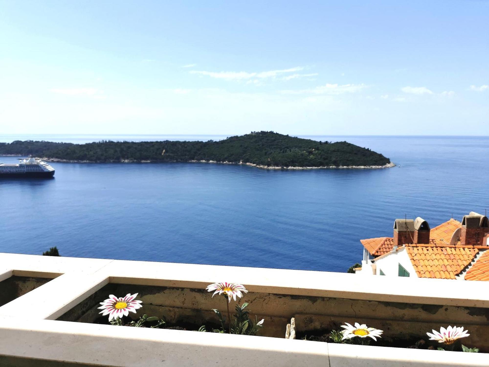 Apartment Zlatni Potok - Best View Of The Old Town Dubrovnik Buitenkant foto