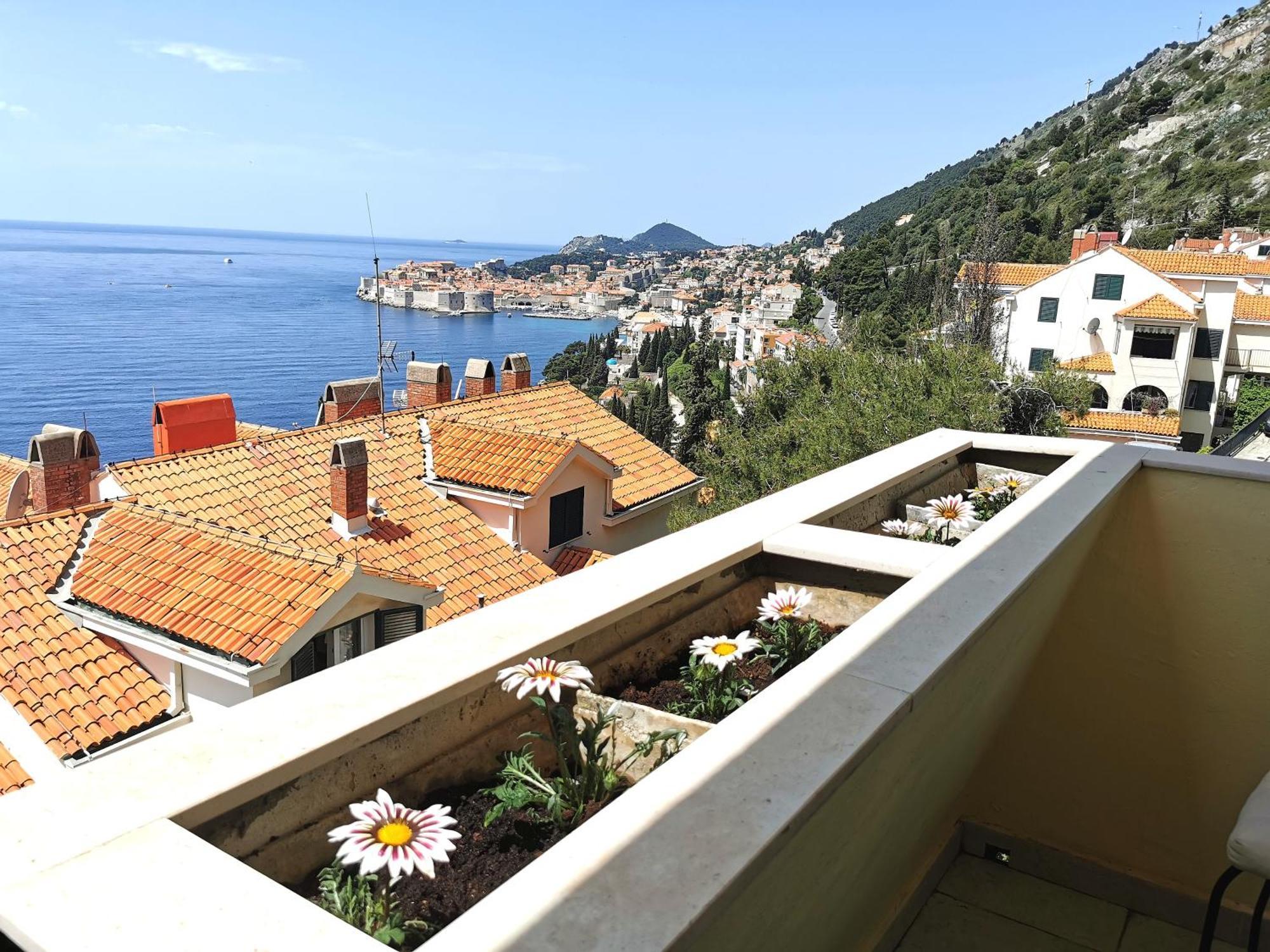 Apartment Zlatni Potok - Best View Of The Old Town Dubrovnik Buitenkant foto
